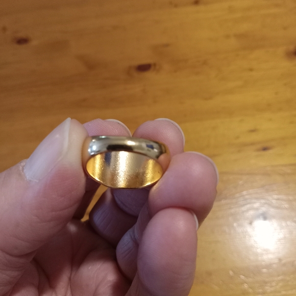 Small Pink and Gold Tone Ring with Heart Design - Picture 7 of 8